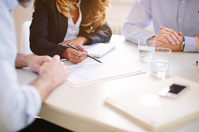 簽訂勞動(dòng)合同時(shí)試用期應(yīng)如何約定